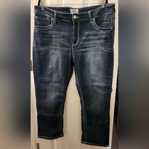 EUC Buckle Daytrip Mila